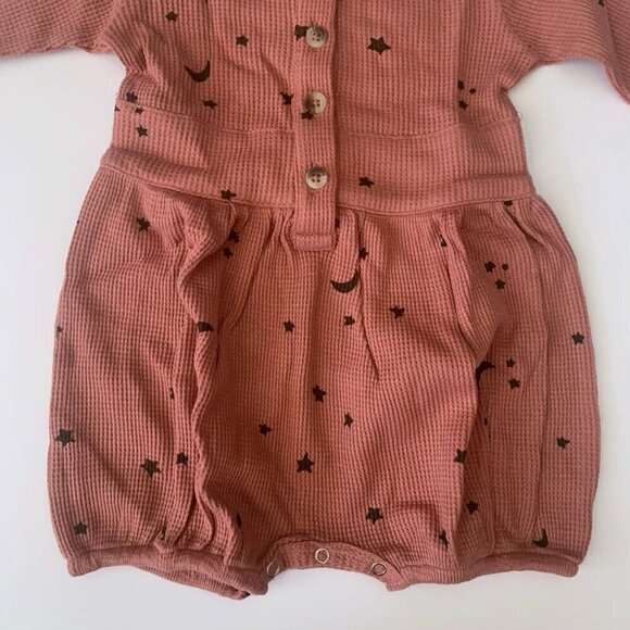 Kate Quinn Organics Baby Girl Long Sleeve Front Button Belted Bubble 12-18 month - Picture 3 of 5